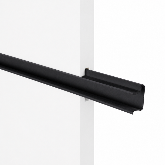 SWSIB black snap insert fitted in white slatwall